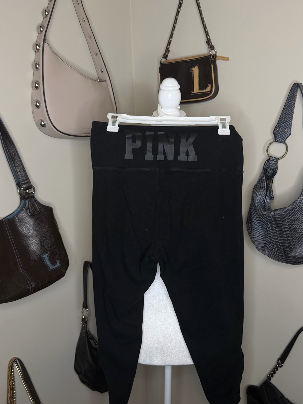 VS PINK Black Capri Leggings - Size L